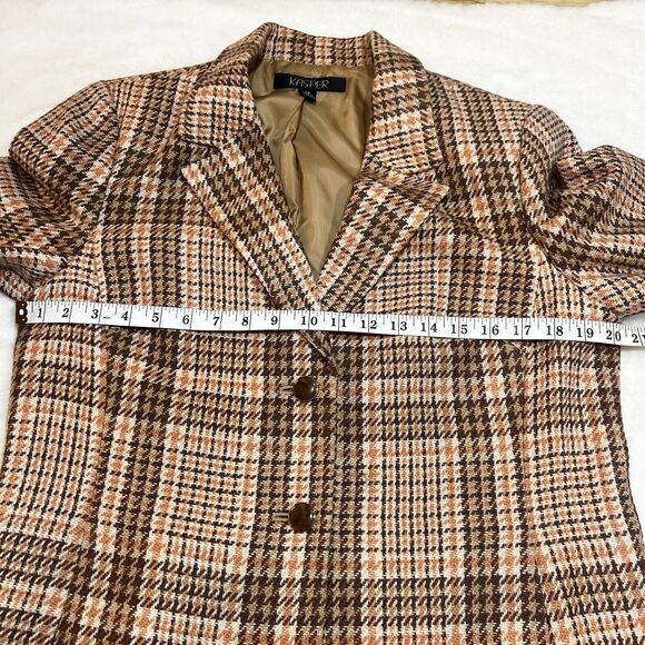 Kasper Plaid Blazer in Brown and Cream - Picture 9 of 10